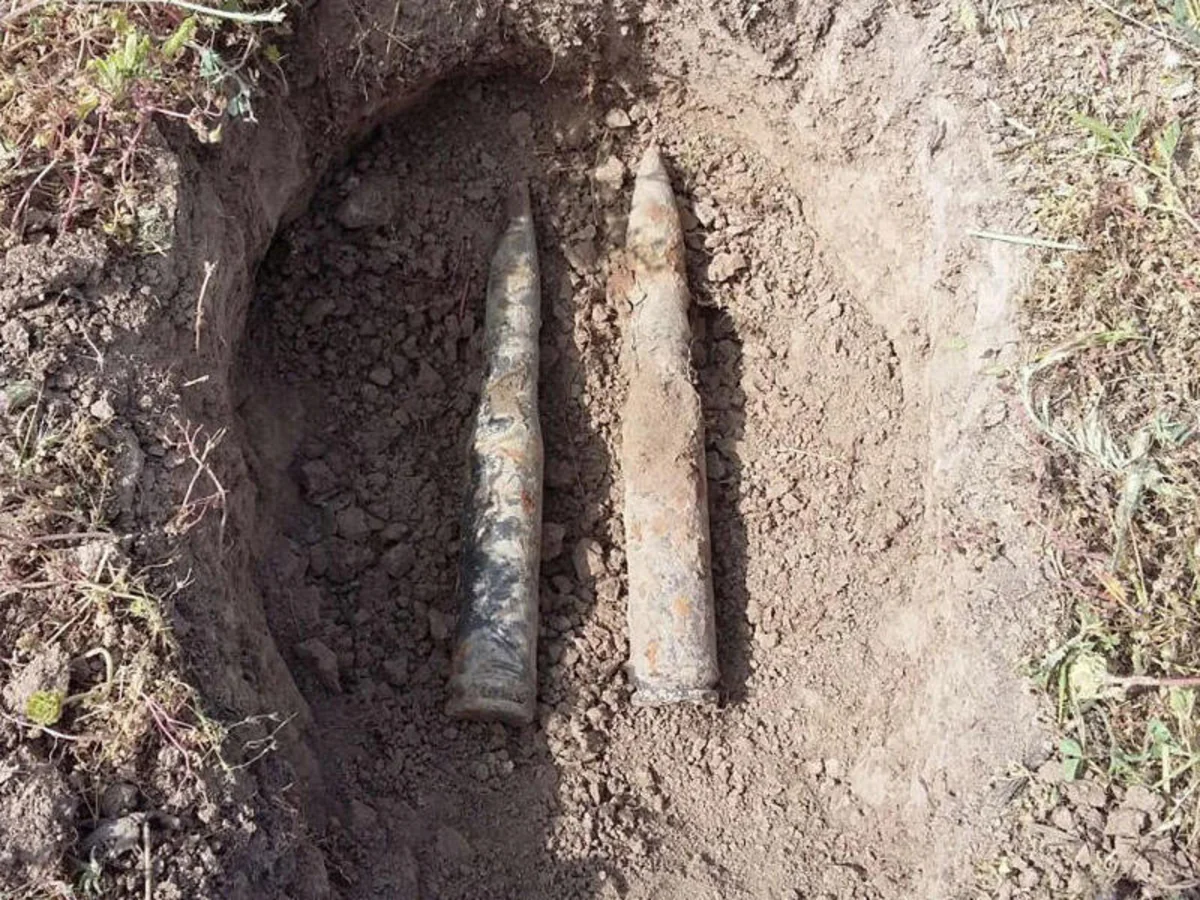 Füzulidə əkin sahəsində zenit top mərmisi tapılıb