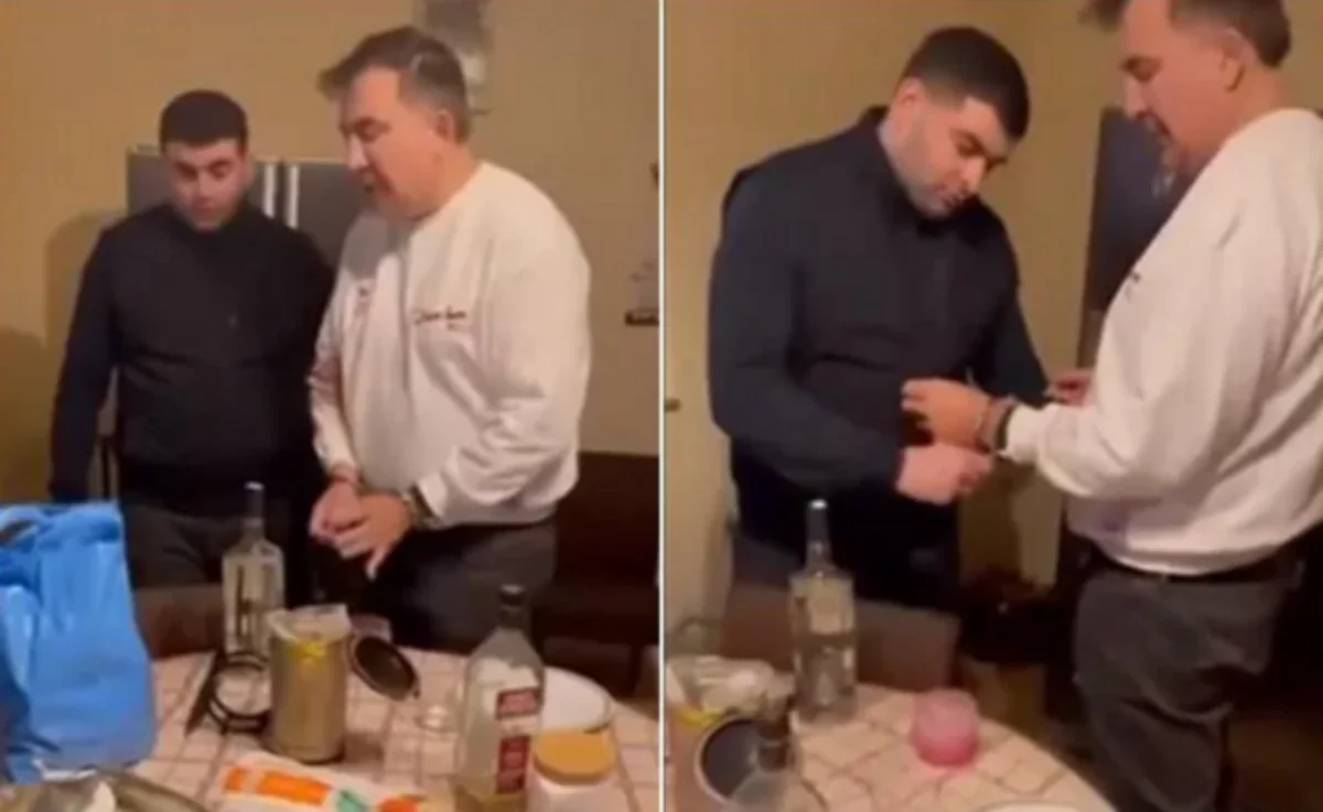 Saakaşvilinin Tbilisidə saxlanılmasının görüntüləri yayılıb
