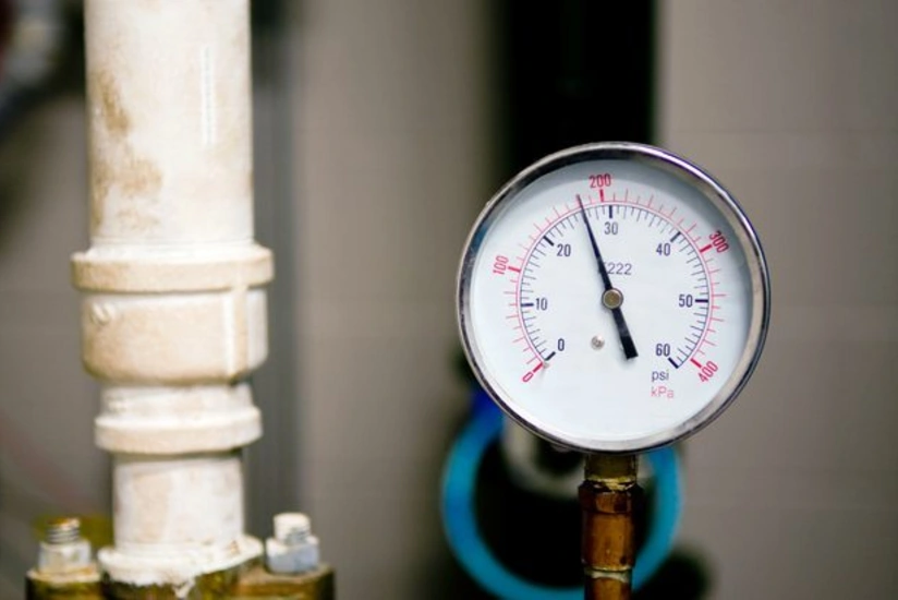 Gas pipeline explosion rocks US, leaving at least one person dead