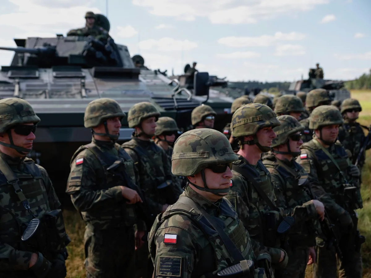 Польша планирует увеличить военные расходы до 4,7% ВВП