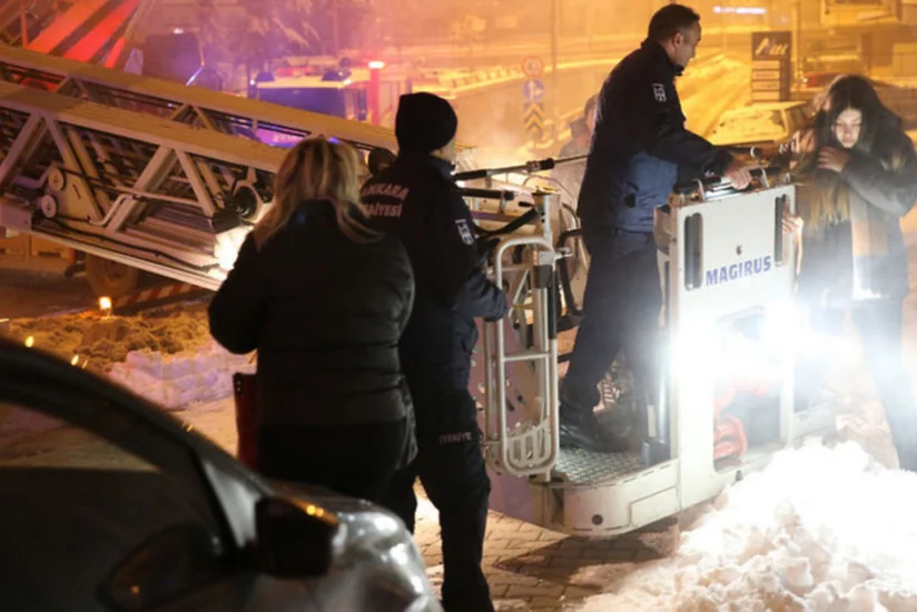 В турецкой столице произошел пожар, 30 человек госпитализированы