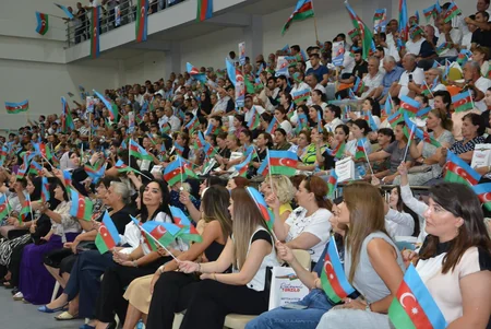Tənzilə Rüstəmxanlı təşviqat kampaniyaları içərisində ən böyük görüşünü keçirib