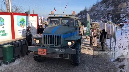 В течение дня по дороге Ханкенди-Лачын беспрепятственно проехали 32 автомобиля миротворцев