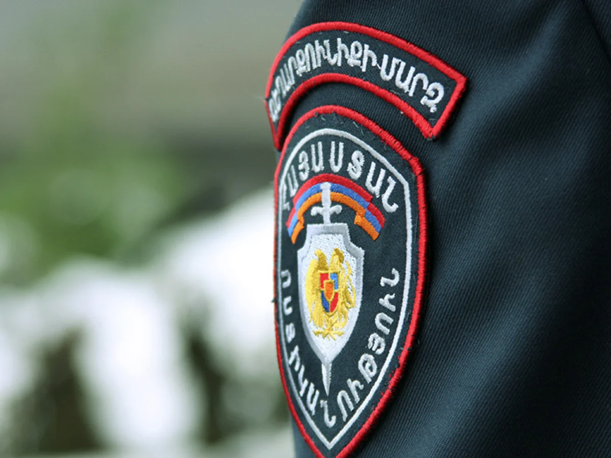 В Ереване полиция установила личность учащегося, стрелявшего в окно школы