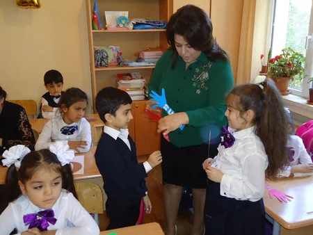 Bakı məktəblərində “Uşaq hüquqları aylığı” keçirilir
