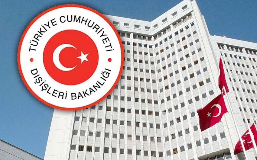 Türkiyə Xarici İşlər Nazirliyinin 300-dən çox əməkdaşı vəzifəsindən kənarlaşdırılıb