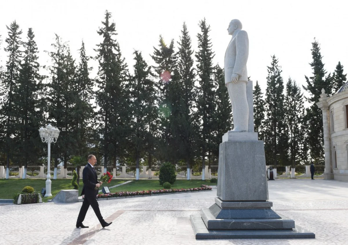 Prezident İlham Əliyev Kürdəmir rayonuna səfərə gedib - YENİLƏNİB
