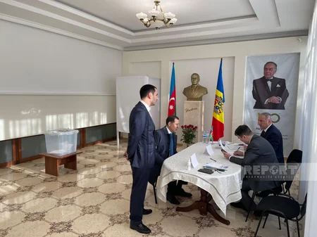 Voting in Azerbaijan presidential elections starts in Moldova