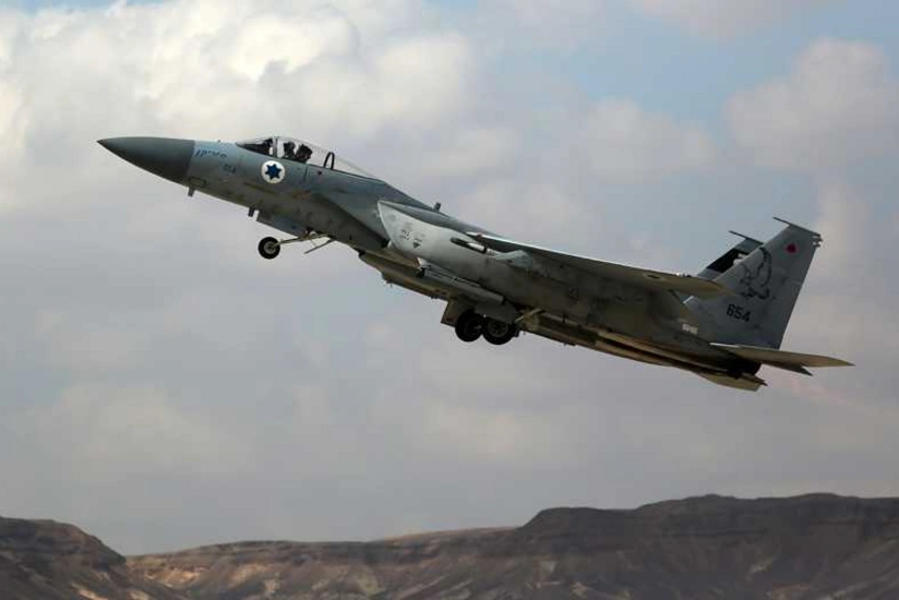 İsrail Suriyanın şimalında, Hələbdəki hərbi zavodlara hücum edib