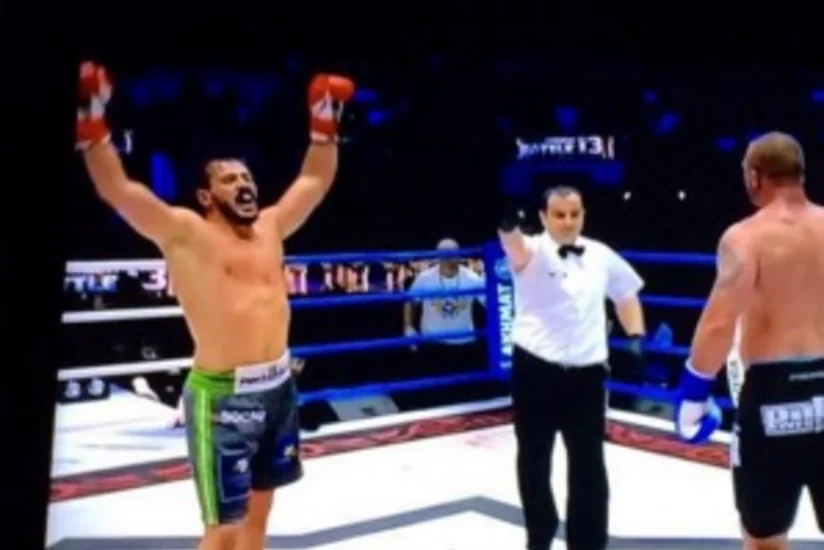 Zabit Səmədov dünya çempionu olmuş Pol Slovinskini məğlub edib - VİDEO