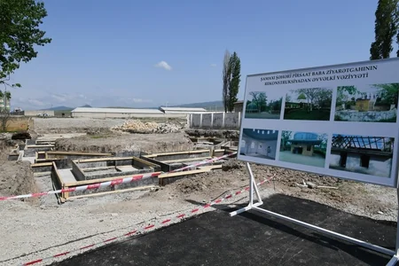 İlham Əliyev Pirsaat Baba ziyarətgahının yenidən qurulması işləri ilə tanış olub - YENİLƏNİB