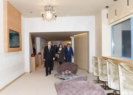 ​Prezident İlham Əliyev Bakı İdman Sarayında əsaslı təmirdən sonra yaradılan şəraitlə tanış olub