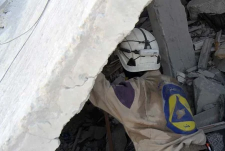 ​Suriyada bir məhəlləyə hücumda 15 nəfər ölüb, onlarla insan yaralanıb - FOTO