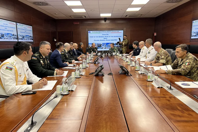Azərbaycan və İtaliya Baş Qərargah rəisləri hərbi-texniki əməkdaşlığı müzakirə edib