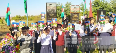 Oğuzda Vətən müharibəsi şəhidinin adına lövhə qoyulub