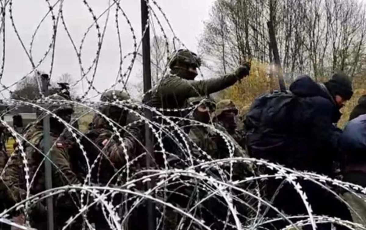 Погранохрана Польши применила водометы для сдерживания мигрантов на границе с Беларусью