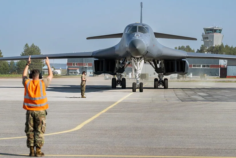 US long-range bomber joins air drill with South Korea, Japan