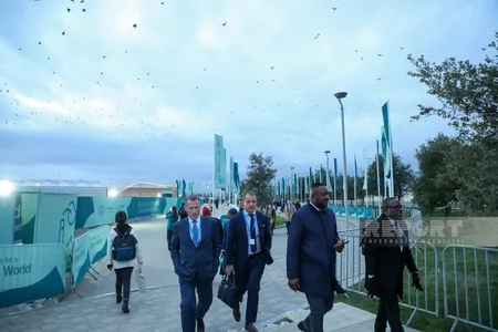 COP29-un dördüncü gününün ilk saatlarından - FOTOREPORTAJ