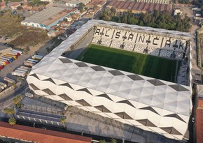 Azərbaycanda işləmiş baş məşqçinin adı stadiona verilir