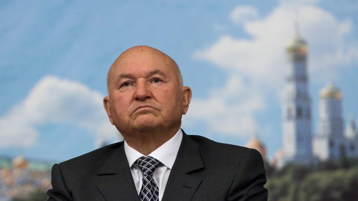 Moskvanın keçmiş meri Yuri Lujkov həyat yoldaşı ilə birgə Gürcüstandadır