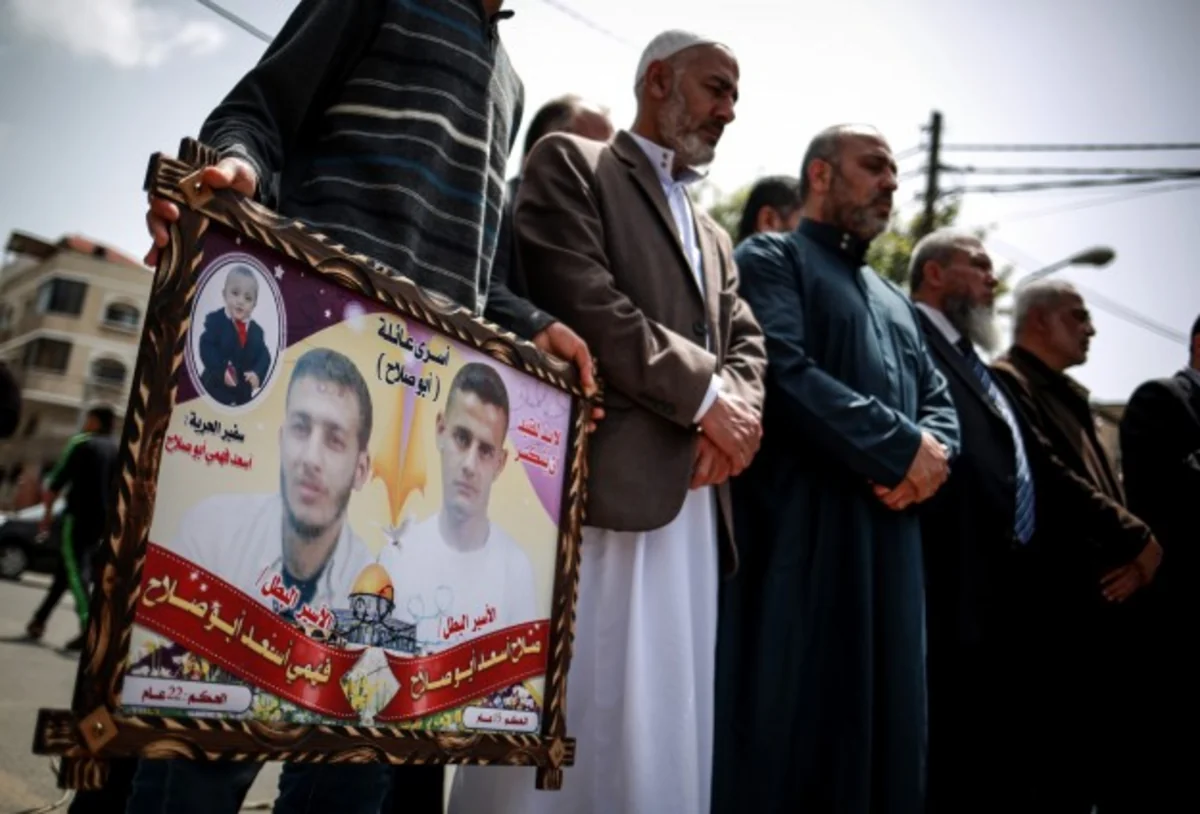 Palestinians mark Prisoner's Day in Jerusalem