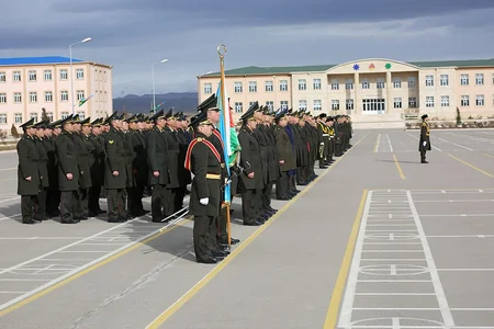 Əlahiddə Ümumqoşun Orduda zabit hazırlığı kursunu bitirən məzunlara sertifikatlar təqdim edilib - FOTO - VİDEO