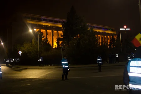 Rumıniyada 400 min insan hökumətin istefasını tələb edir - FOTO