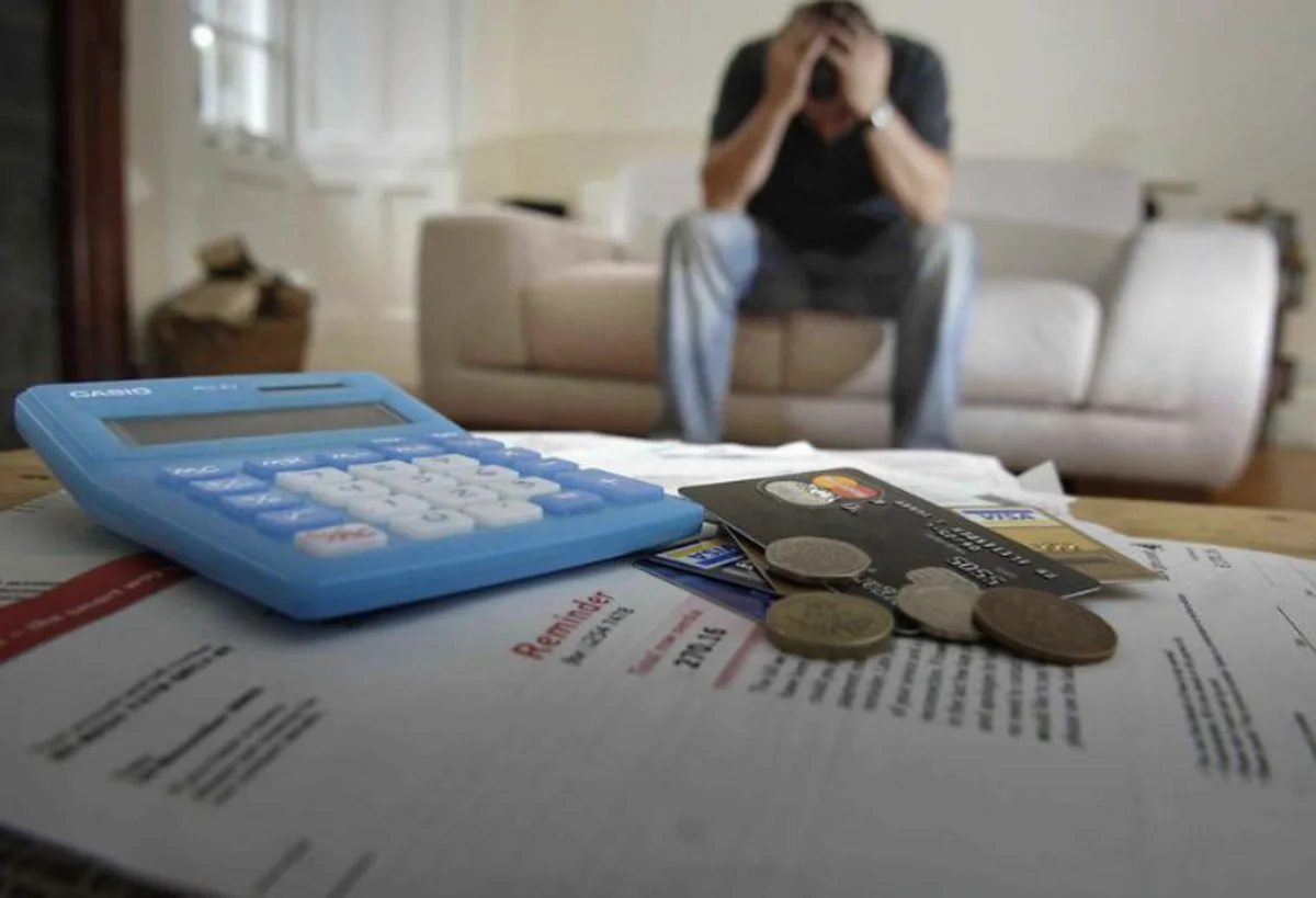 Troubled loans fall below AZN 1.6B