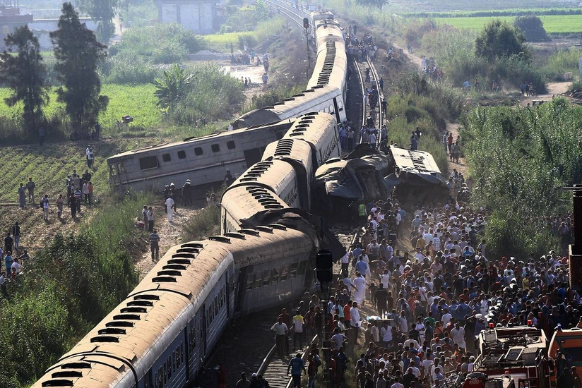 Train-bus collision kills 12 in Joypurhat
