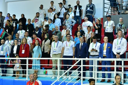 Leyla Əliyeva güləşçilərimizin V İslam Həmrəyliyi Oyunlarındakı çıxışlarına baxıb