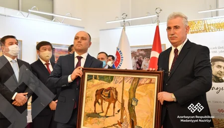 Anar Kərimov İstanbulda azərbaycanlı incəsənət xadimləri ilə görüşüb