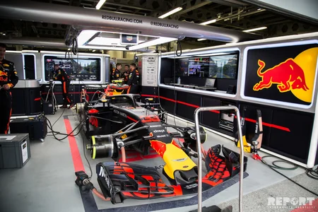 “Formula 1”in pərdəarxası - FOTOREPORTAJ