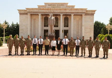 Silahlı Qüvvələr Günü münasibətilə Azərbaycan Ordusunda silsilə tədbirlər keçirilib