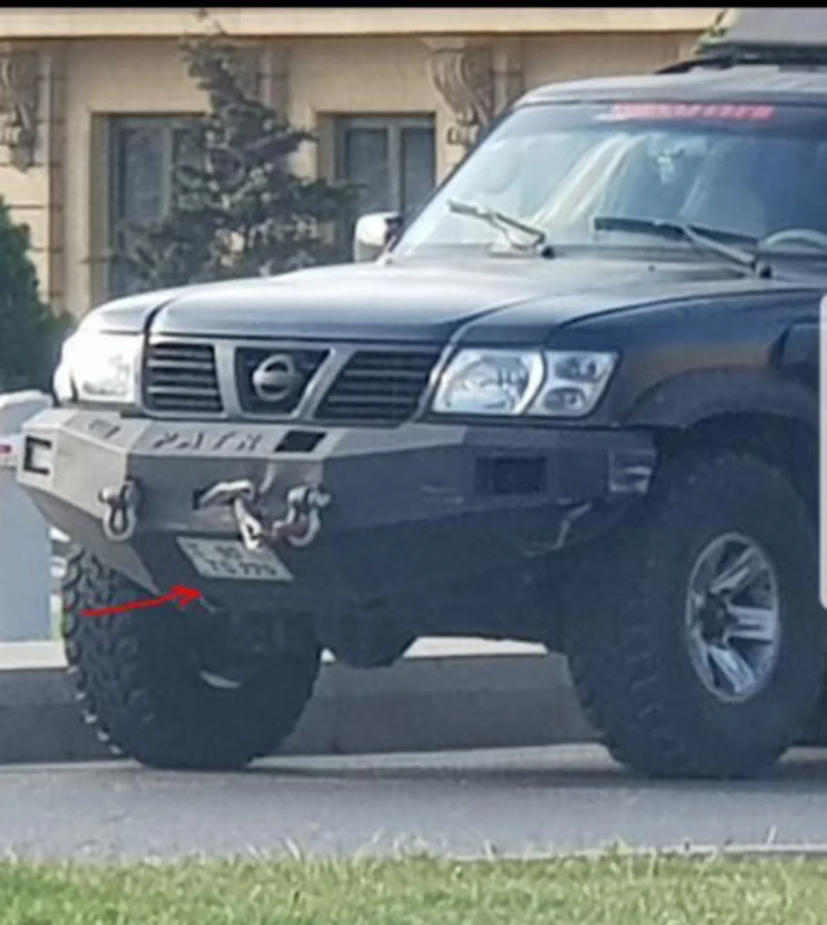 Bakıda zirehli avtomobil sürən avtoş peyda olub