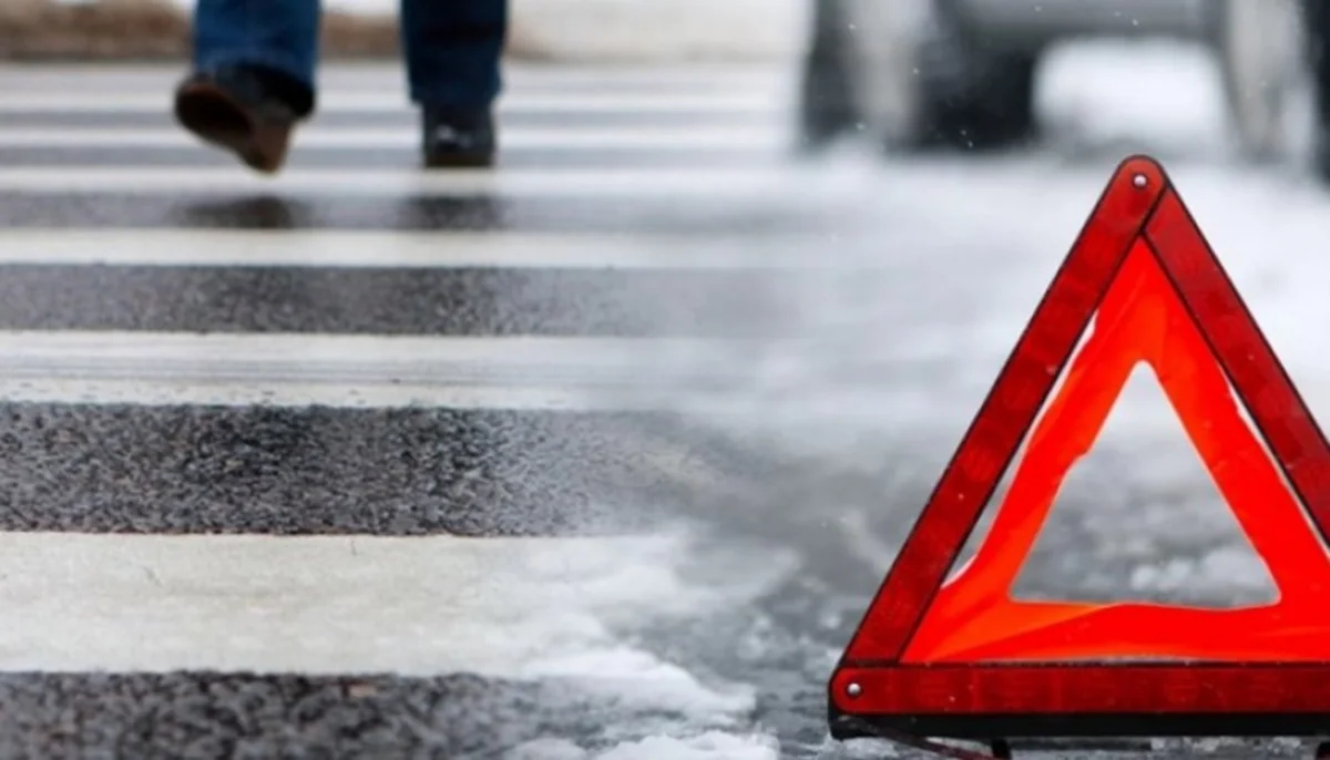 Bakıda avtomobil 24 yaşlı gənci vurub