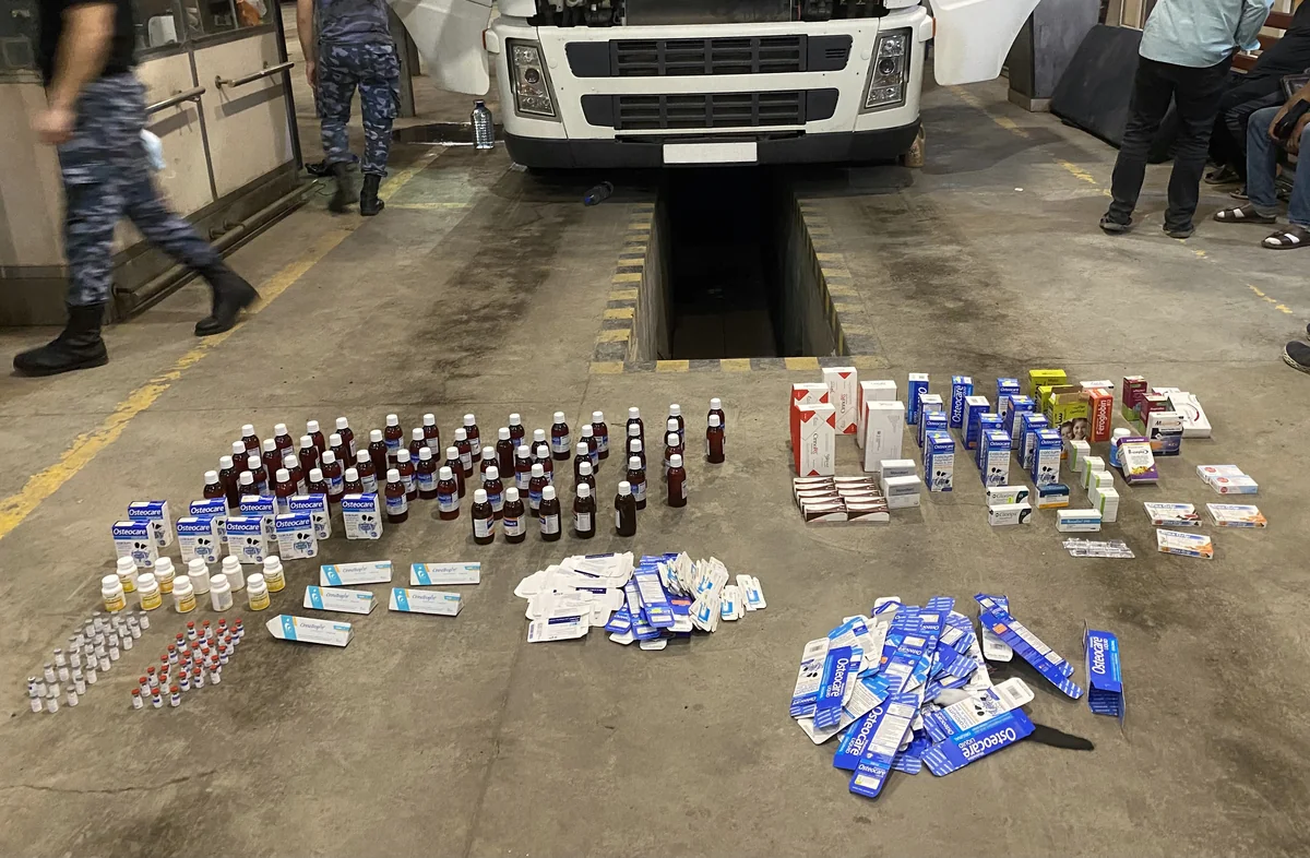 Azerbaijani customs confiscates drugs from Iran to Russia