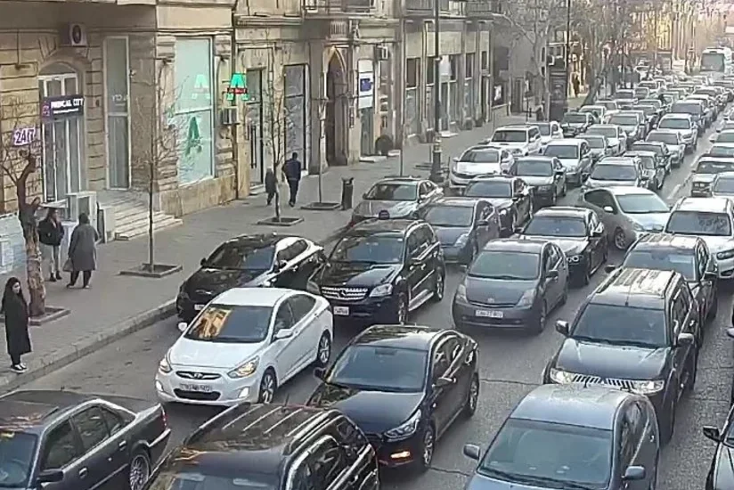 Bakıda hazırda sıxlıq müşahidə edilən yollar məlum olub
