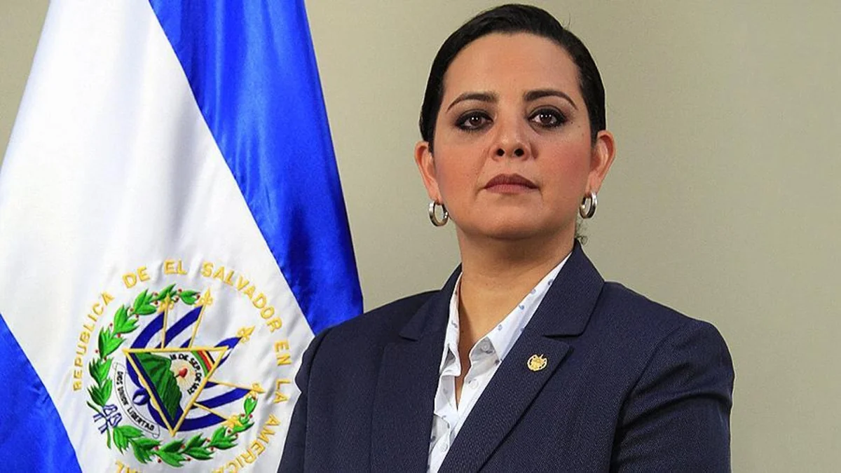 Ambassador of El Salvador to Bolivia died because clinics refused to accept her