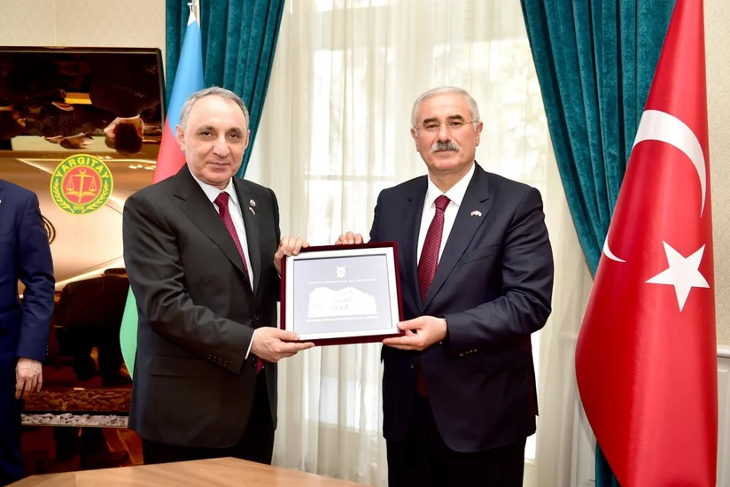 Baş prokuror Türkiyə Ali Məhkəməsinin sədrilə görüşdü