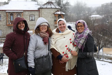 Participants of int'l Islamophobia conference visit Shusha fortress