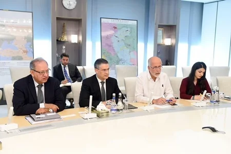 Rövnəq Abdullayev Meksika Neft İnstitutunun baş direktorunu qəbul edib