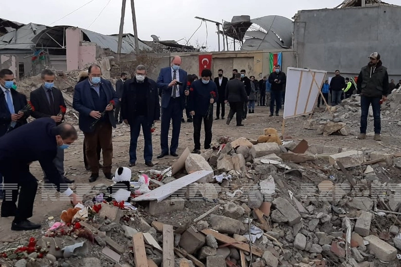Fransalı parlamentarilər Gəncəyə səfər ediblər