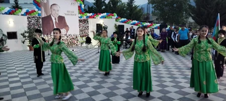 Şimal-qərb bölgəsində Heydər Əliyevin 100 illik yubileyi ilə bağlı konsert olub