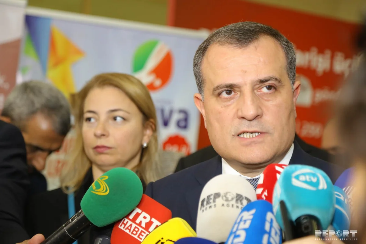 Министр образования: В некоторых школах есть проблемы с плотностью учащихся