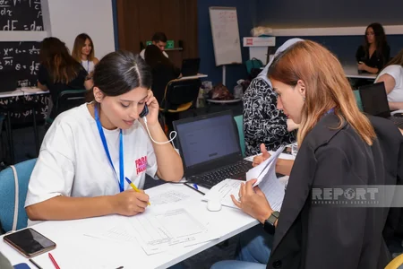 Italy's SWG S.P.A: Citizens actively participating in exit poll, 10,000 questionnaires already collected