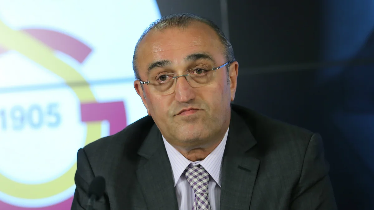 Qalatasarayın vitse-prezidenti Neftçi ilə oyundan danışdı