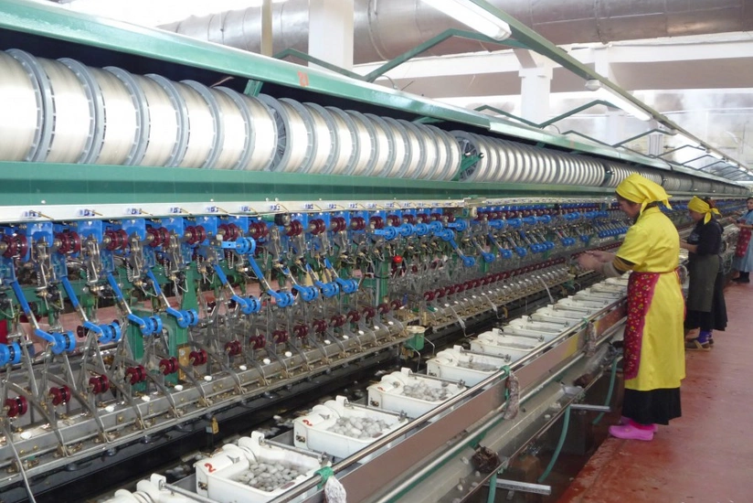Azerbaijan gets sixfold increase in income from silk exports