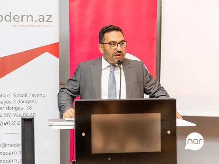 “Nar”dan təhsilə dəstək: Ən çox bal toplayan abituriyentlər mükafatlandırıldı