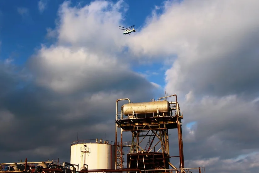 Qərargah: Uçmuş estakada qalıqlarının çıxarılması həyata keçirilir