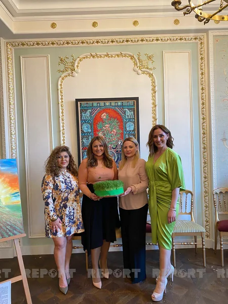 В Париже для детей организован праздник Новруз